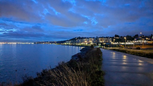 Blue before dusk, The blue hues in the sky before dusk
